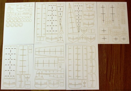 FM-09 ' HMS 'SUFFOLK'  wręgi wycinane laserowo - 1/200