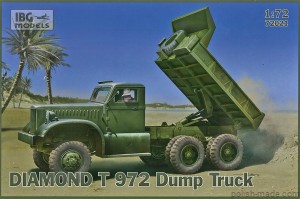 DIAMOND T 972 Dump Truck - 1/72